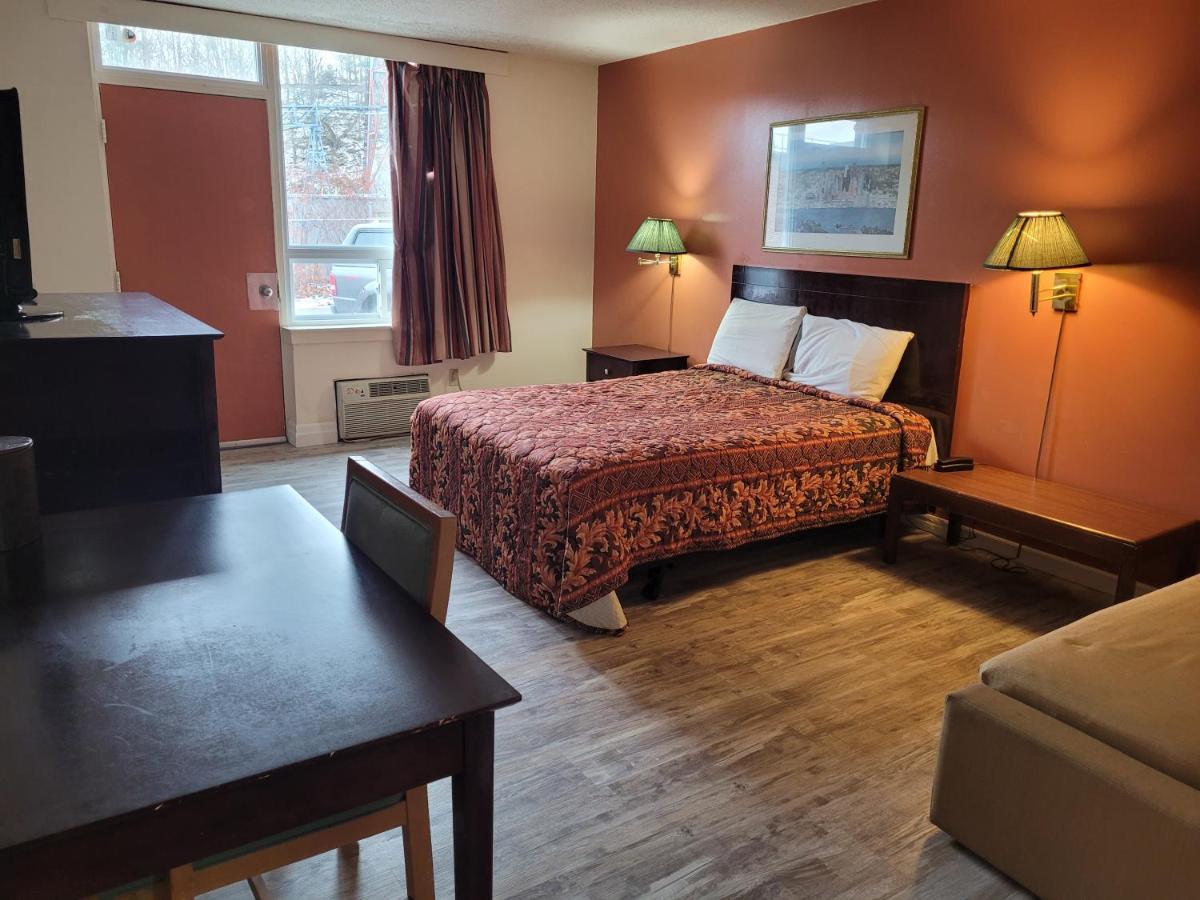 Midtown Hotel 패리사운드 외부 사진